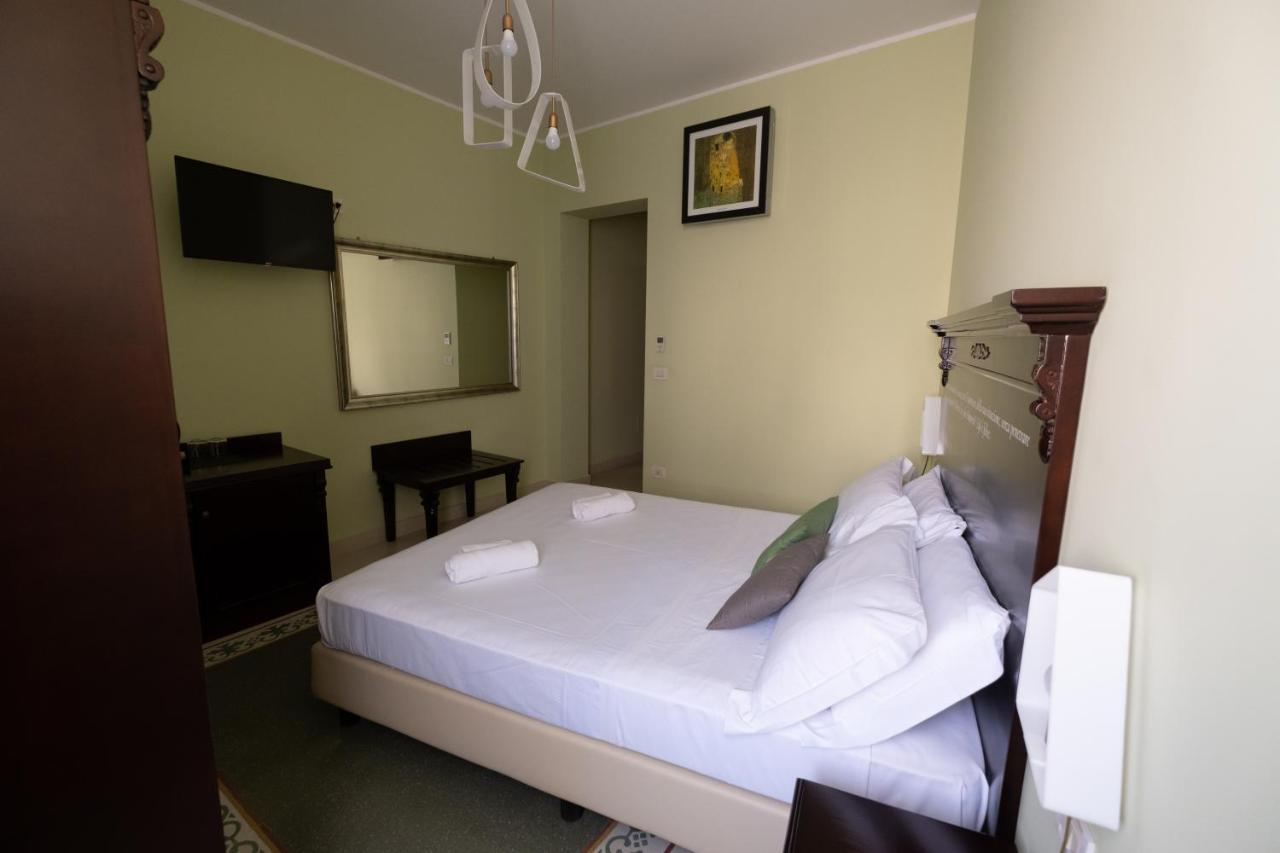 Hotel Borgo Di Ciaula Santa Flavia Luaran gambar
